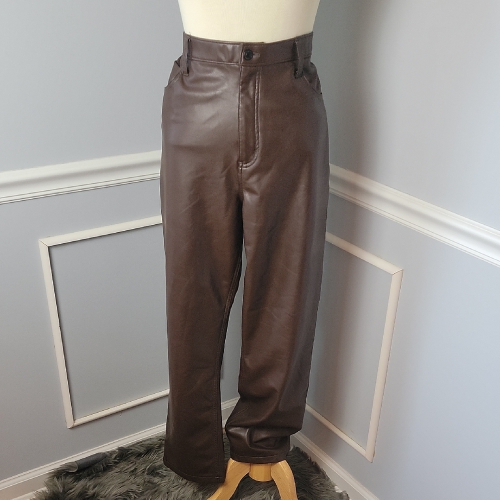 A&F The 90s‎ Straight Ultra High Rise Curve Love Brown Faux Leather Pants 33